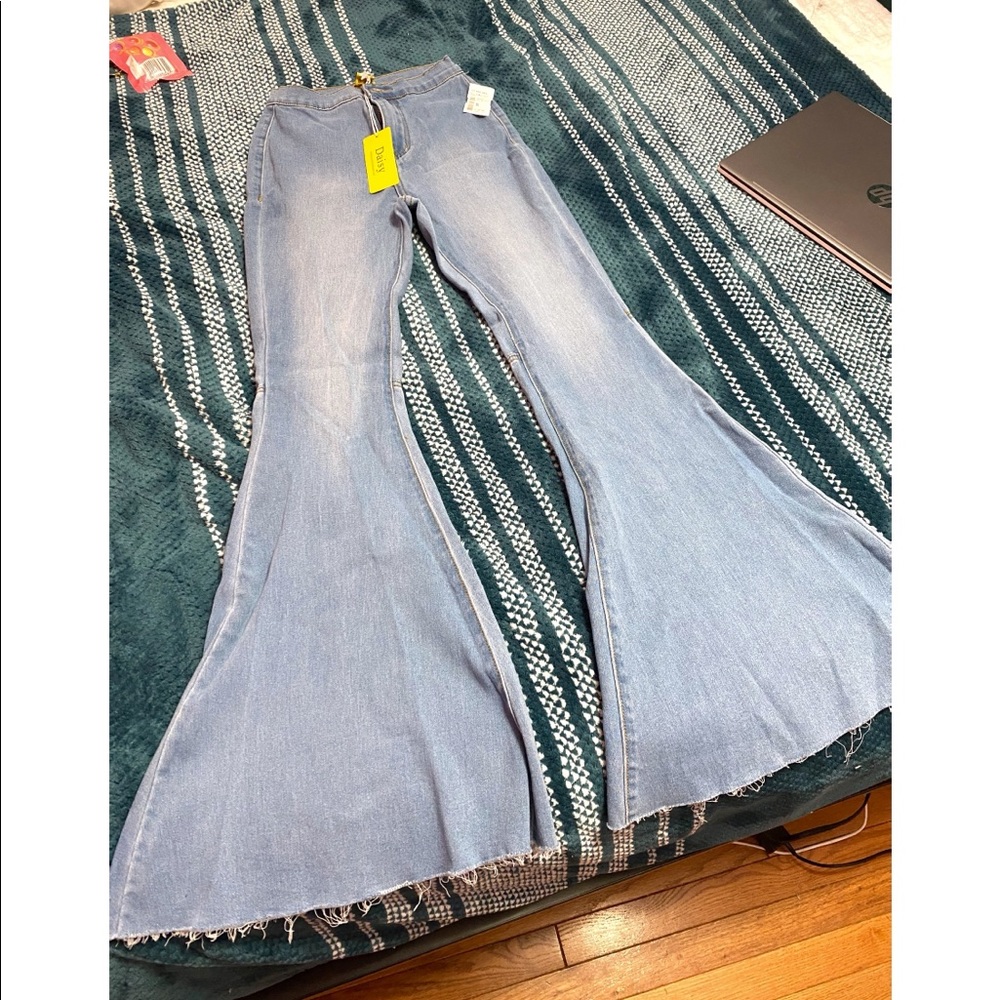 Light blue flare jeans 🦋